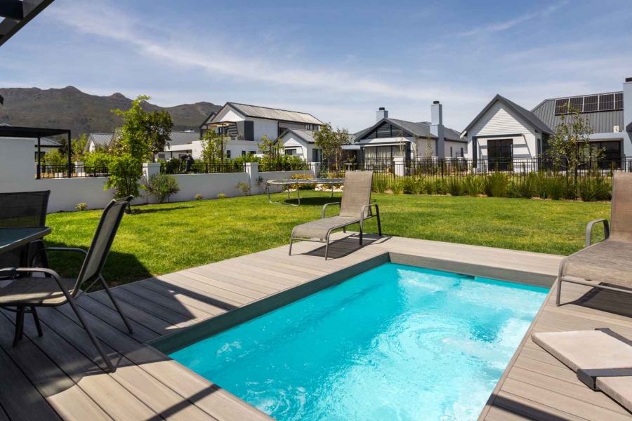 To Let 4 Bedroom Property for Rent in Pearl Valley Golf Estate Western Cape